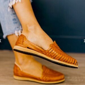 NIB Roolee Leather Tan Brown Soleil Huaraches Slip On Flats 8 Boho Hippie